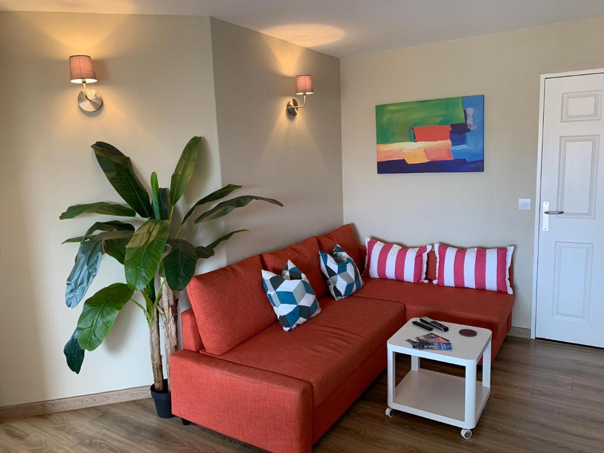 Les Pins Maritimes Apartment Frejus Exterior photo
