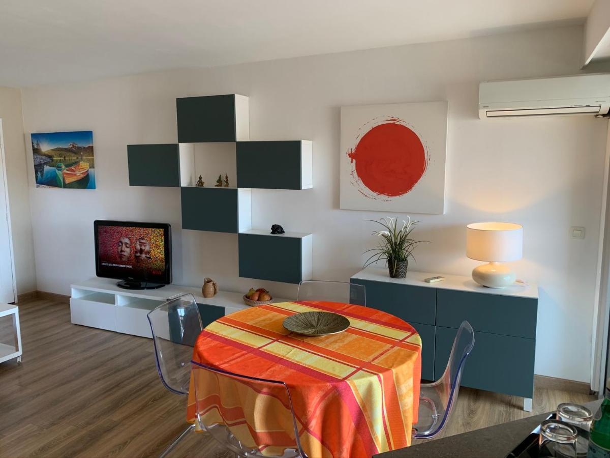 Les Pins Maritimes Apartment Frejus Exterior photo